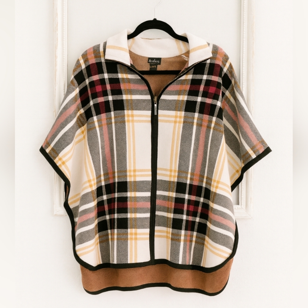 Nicole Miller size S/M Plaid Poncho